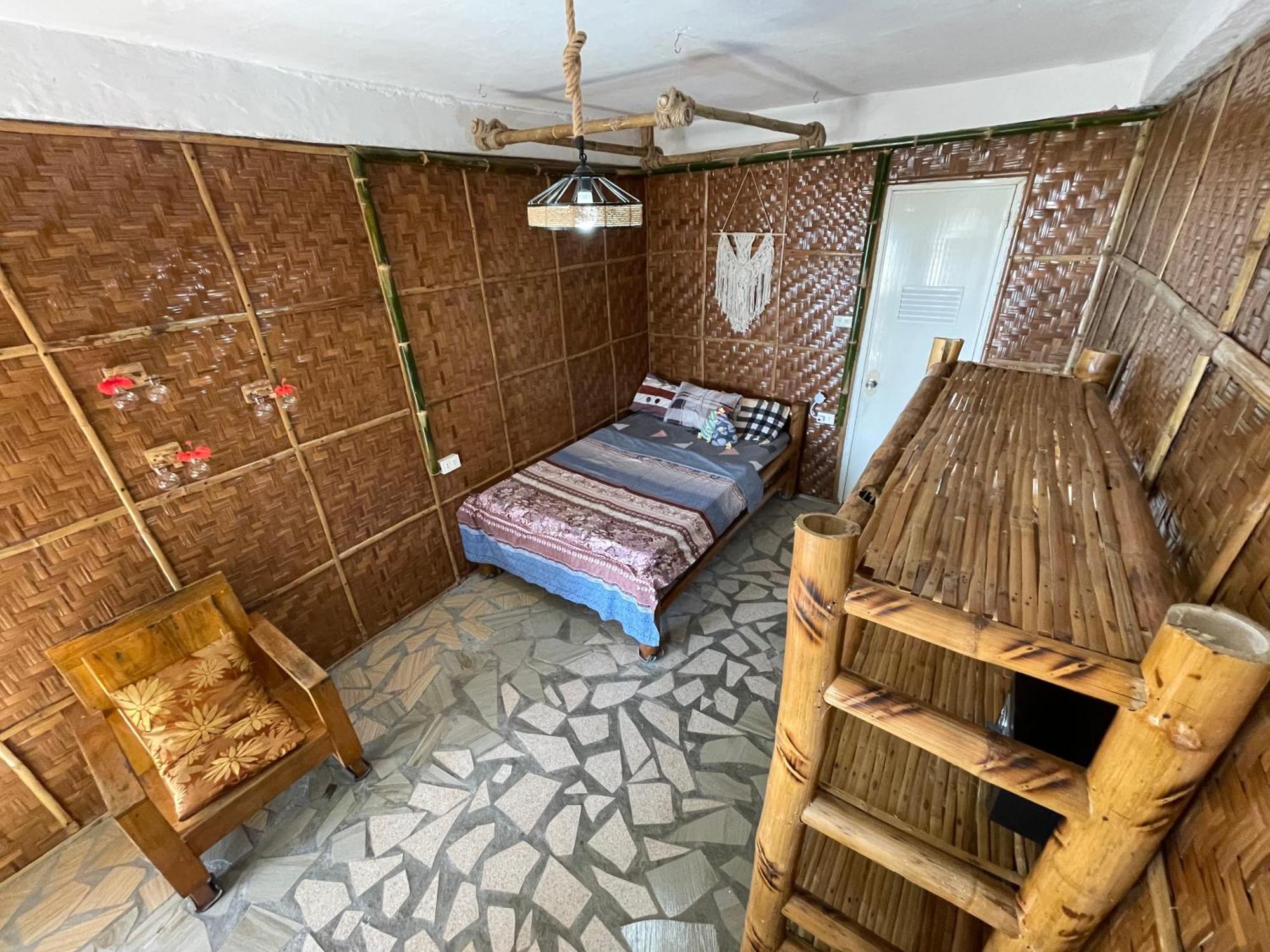 לינה וארוחת בוקר Lalao Voodoo House מראה חיצוני תמונה