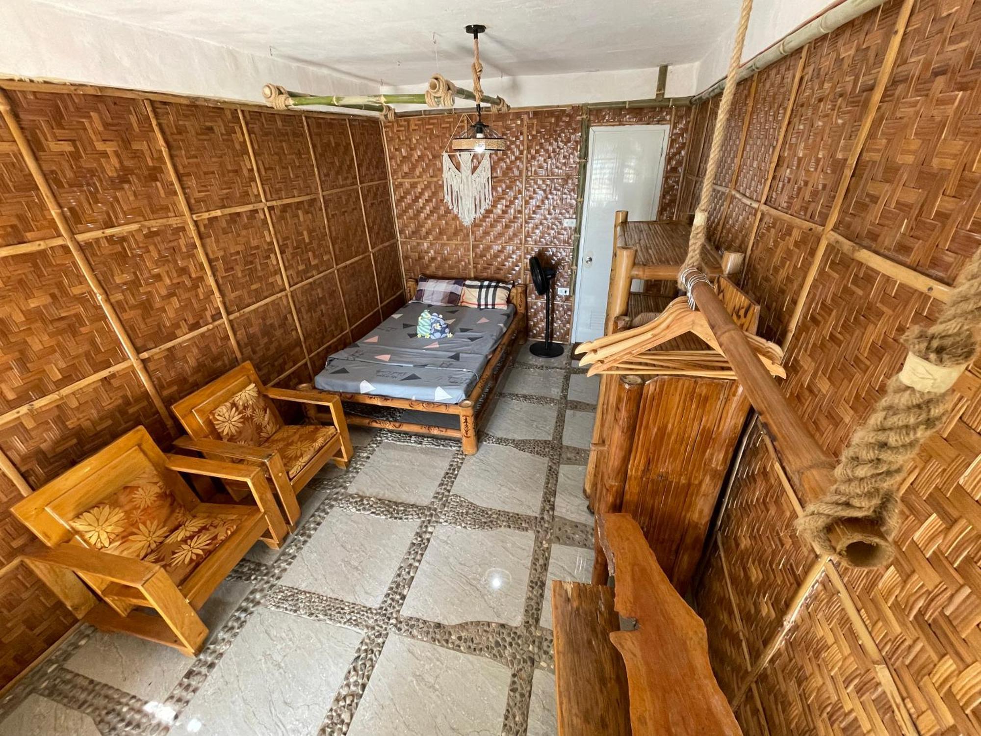 לינה וארוחת בוקר Lalao Voodoo House מראה חיצוני תמונה
